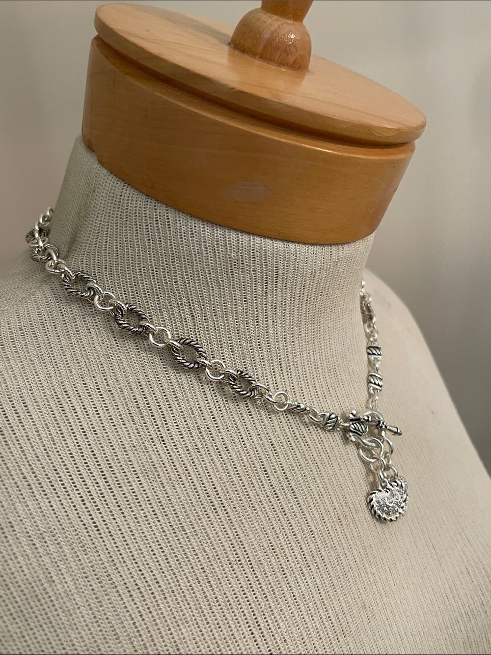 Vintage Premier Designs “Two Hearts” Silver-tone Toggle Cable Chain Necklace - Picture 9 of 14